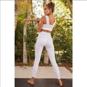 Black and White High-Waist Performance Leggings, no size tag